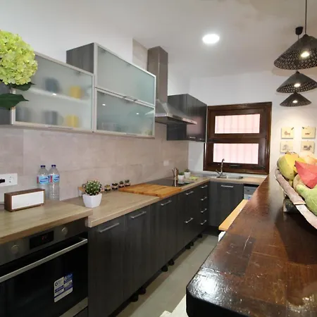 בית נופש Loft En El Centro Junto A La Playa פואנגירולה